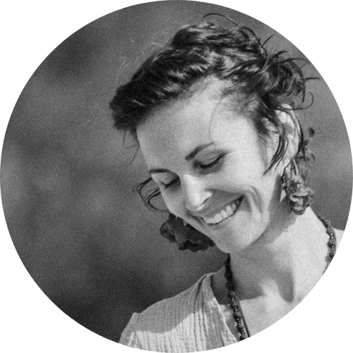 Cours Centre de yoga Vannes hypercentre cours de yoga débutant studio yoga vannes vinyasa hatha yog house – Location bureau Vannes massage bien-être soins spa location bureau cabinet vannes coworking neuroatypie tdah hpi