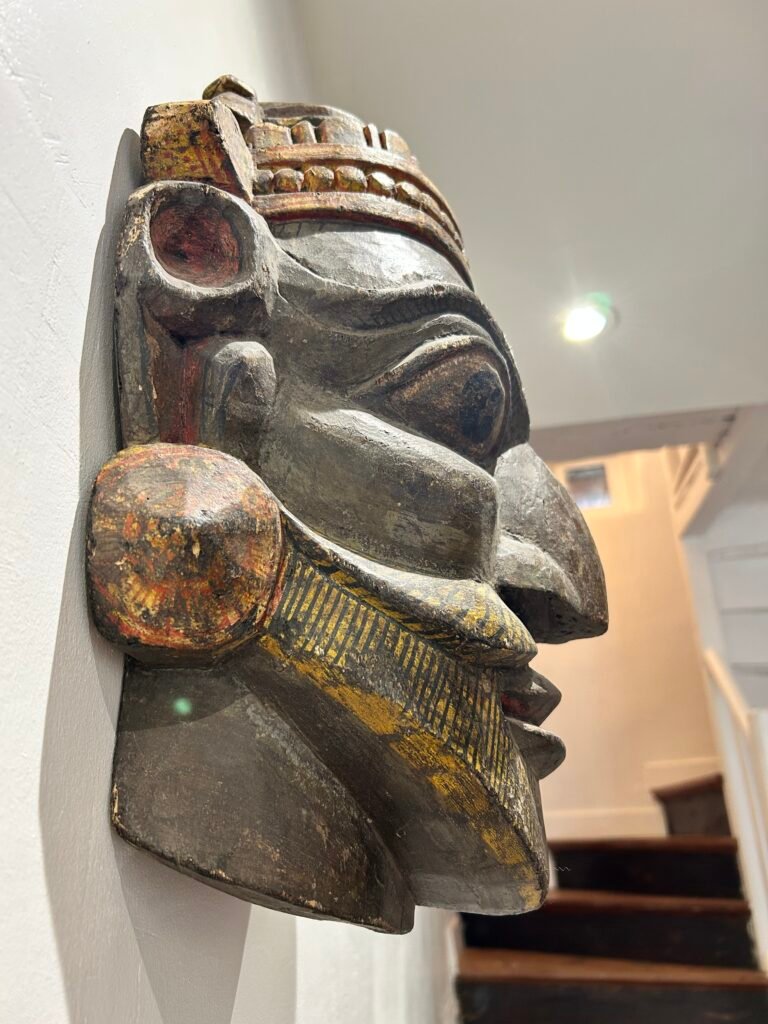 Cours Centre de yoga Vannes hypercentre cours de yoga débutant studio yoga vannes vinyasa hatha yog house – Location bureau Vannes massage bien-être soins spa location bureau cabinet vannes coworking